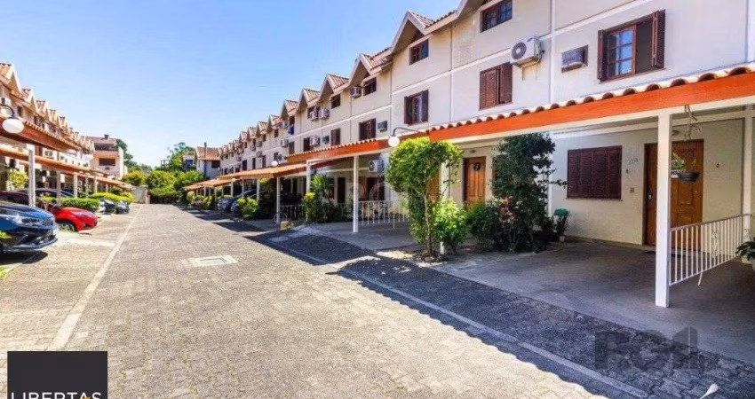 Casa em condominio no bairro Tristeza de 3 dormitórios e vaga