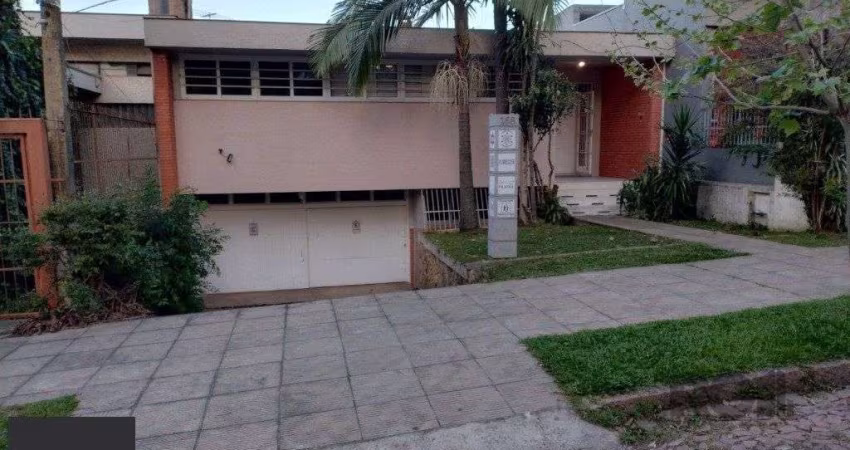 Casa no bairro Boa vista de 3 dormitorios e duas vagas