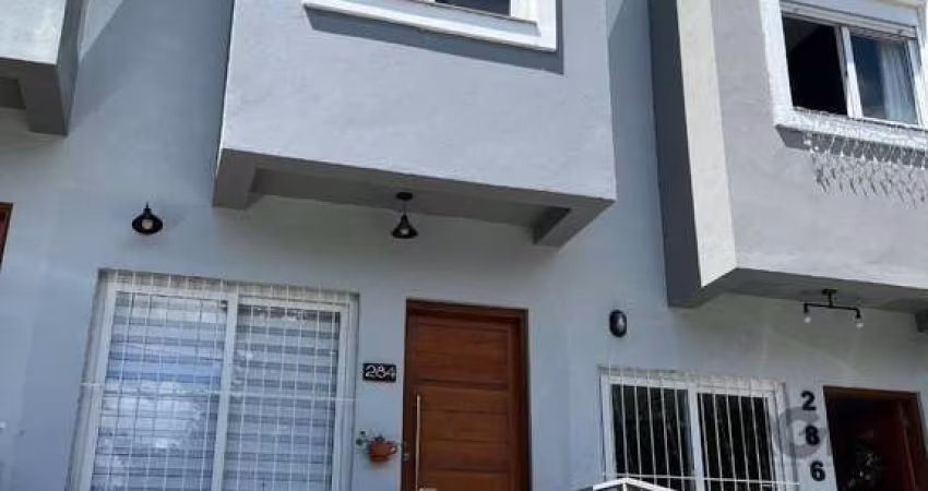 Sobrado 3 dormitórios à venda Guarujá Porto Alegre/RS