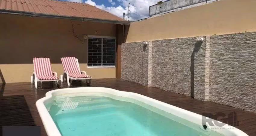 Casa com 3 quartos à venda na Rua Antônio Francisco Lisboa, 70, Rubem Berta, Porto Alegre