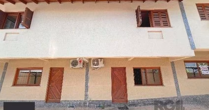 Casa Condominio em Porto Alegre, no bairro Coronel Aparício Borges, com 2 dormit