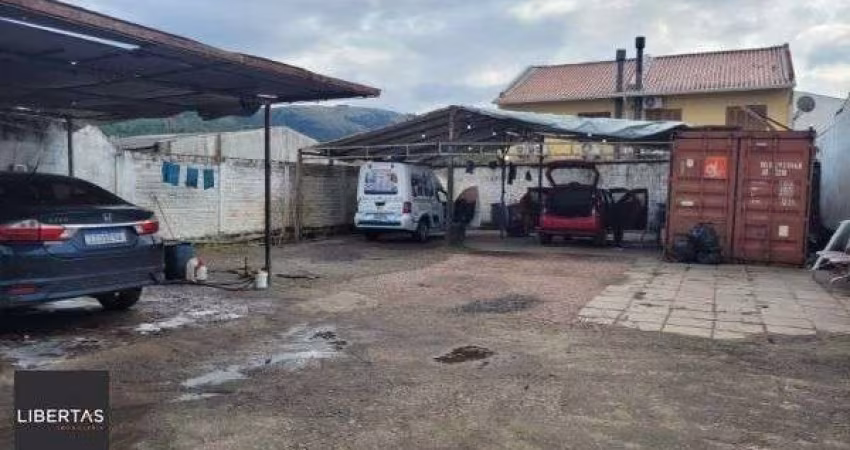 Terreno em Porto Alegre, no bairro Hípica, à venda.