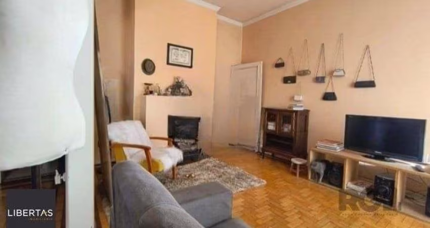 Amplo apartamento no beiro Floresta