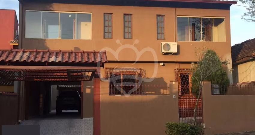 Casa para Venda - 265m², 4 dormitórios, 5 vagas -