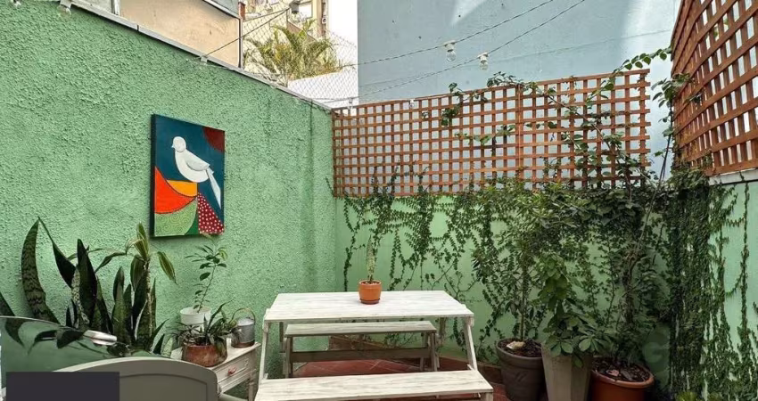 CASA TOTALMENTE REFORMADA EM ÓTIMA LOCALIZAÇÃO NO CENTRO HISTÓRICO