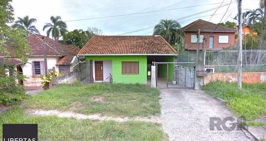 Casa com 161,25m², 3 dormitórios, 4 vagas no bairro Belém Novo