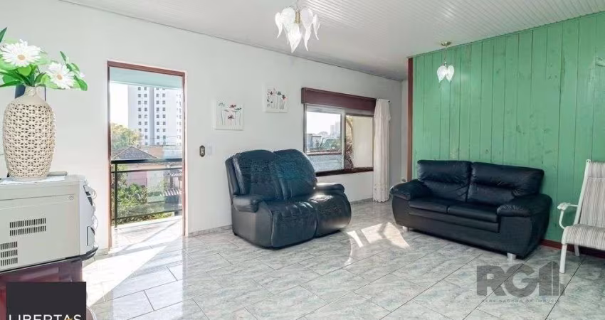 casa de 2 dormitórios, com 229m² no bairro Jardim Itu