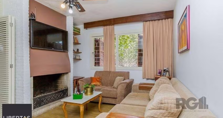 Casa 172m² - 3 dormitórios, 3 vagas no bairro Teresópolis