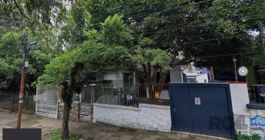 Casa 6 dormitórios à venda Teresópolis Porto Alegre/RS