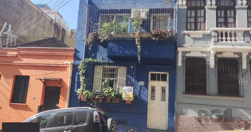 Casa 3 dormitórios à venda Centro Histórico Porto Alegre/RS