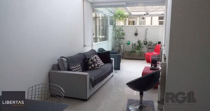 Ótimo Loft ou 1 dormitório e gabinete garagem no Rio Branco