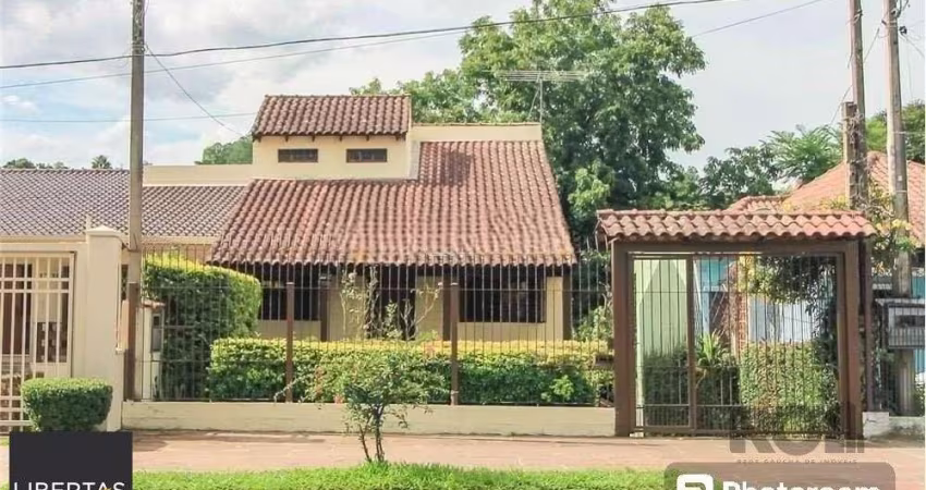 CASA | 02 DORMITÓRIOS | AMPLO TERRENO | VILA NOVA | ZONA SUL