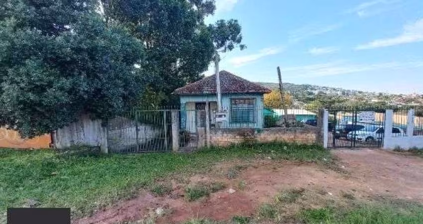 Terreno em Porto Alegre, no bairro Teresópolis, à venda.