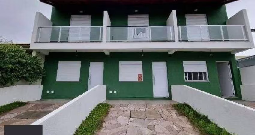 Casa para Venda - 75m², 2 dormitórios, 2 vagas - Guarujá