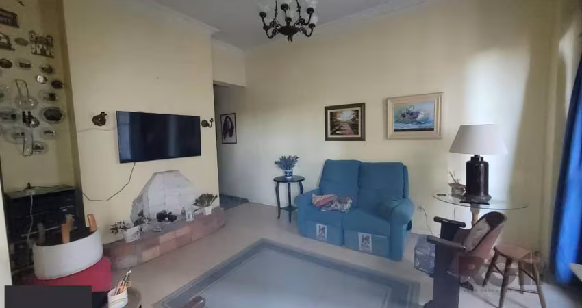 Apartamento 4 dormitórios à venda Floresta Porto Alegre/RS