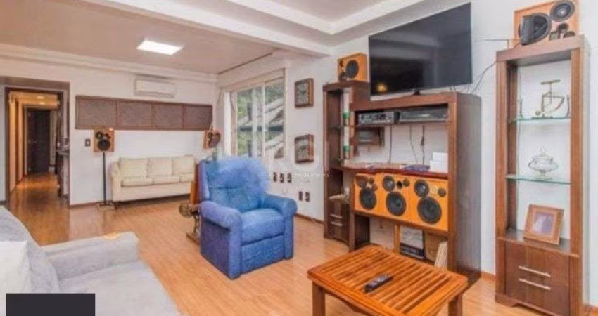 Apartamento 3 dormitórios à venda Petrópolis Porto Alegre/RS