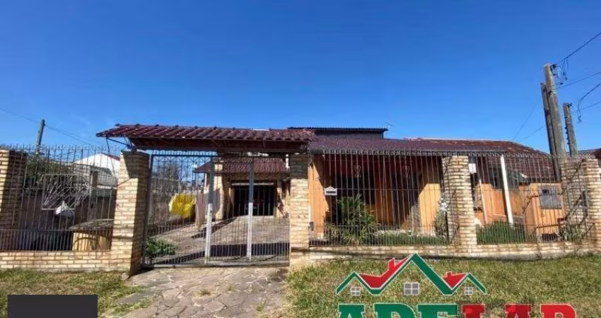Casa 3 dormitórios à venda Restinga Porto Alegre/RS
