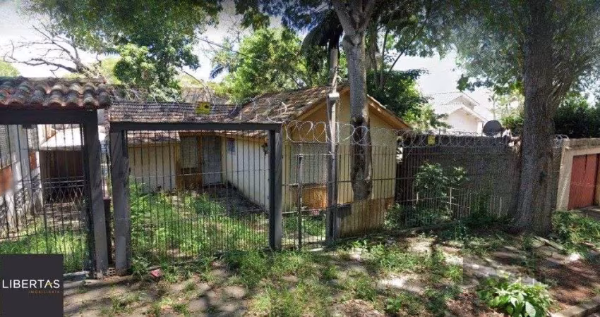 Casa 143m² - 3 dormitórios, 2 vagas no bairro Santa Tereza