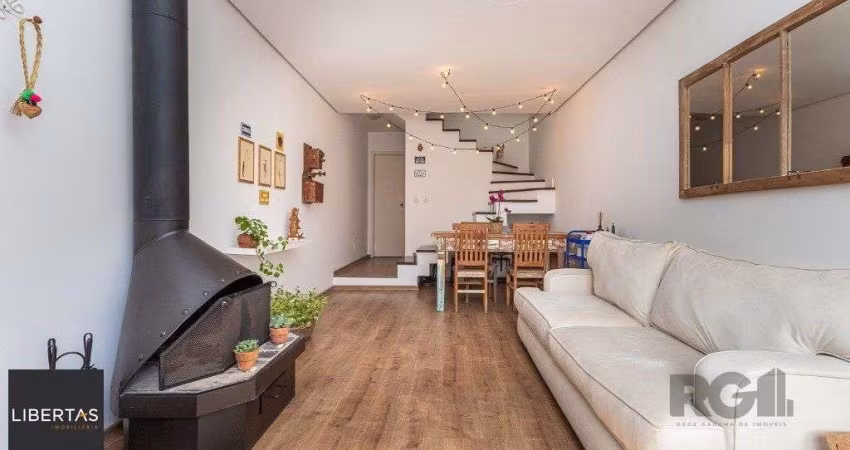 Casa em condomínio de 109m² - 3 dormitórios, 1 suíte e 1 vaga no bairro Teresópo