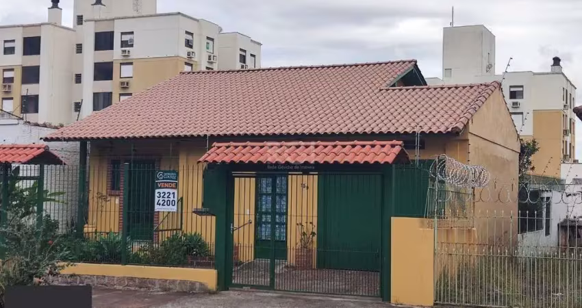 Casa 3 dormitórios à venda Cavalhada Porto Alegre/RS