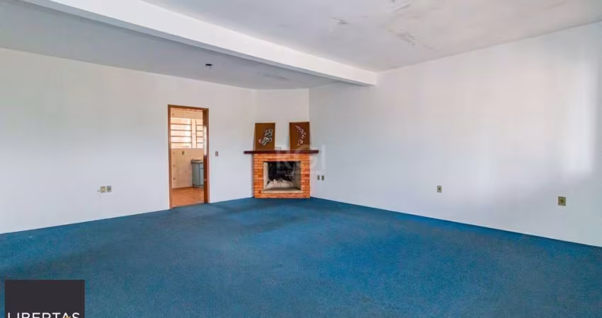 Casa para Venda - 296m², 3 dormitórios, sendo 1 suites, 3 vagas - Rubem Berta