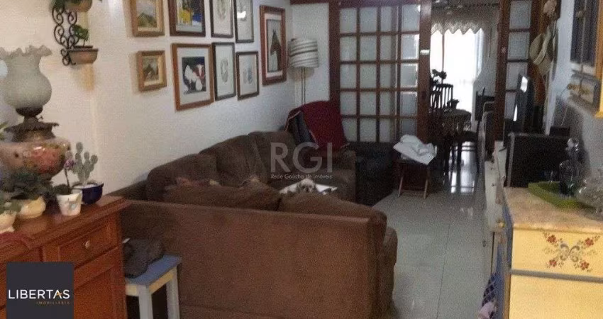 Casa Condominio para Venda - 120m², 3 dormitórios, sendo 1 suites, 3 vagas - Cav