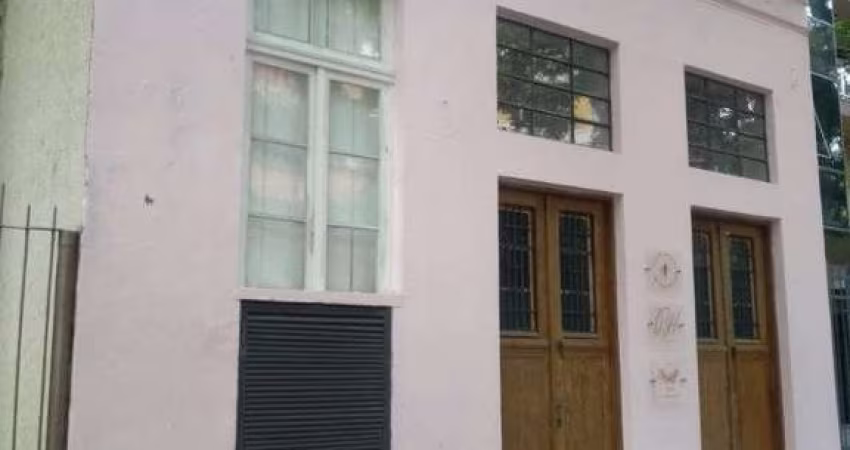 Pré io para Venda - área de 178.2m²,   na Av Independência - Bom Fim