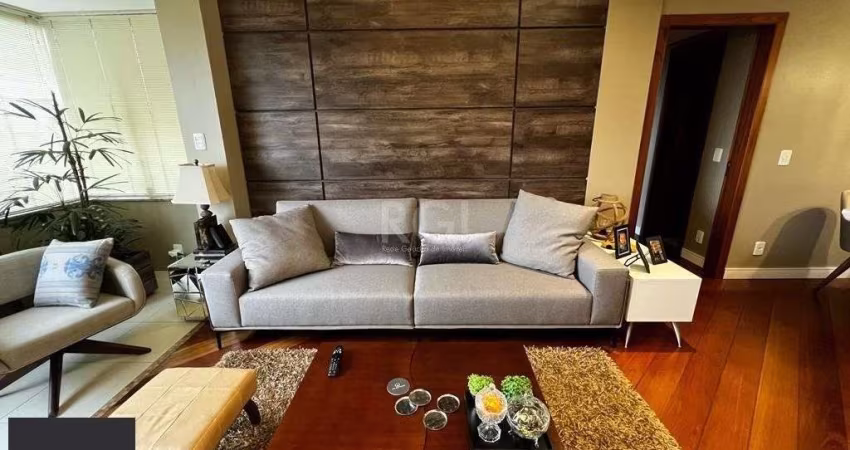 EXCELENTE APARTAMENTO COM 2 DORMITÓRIOS, 1 SUÍTE COM HIDROMASSAGEM E 2 VAGAS DE