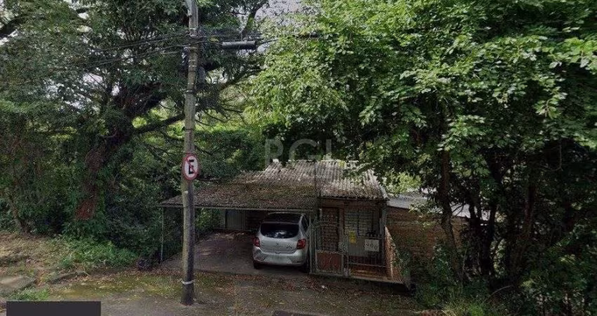 Terreno para Venda - 300m², 0 dormitórios, Teresópolis
