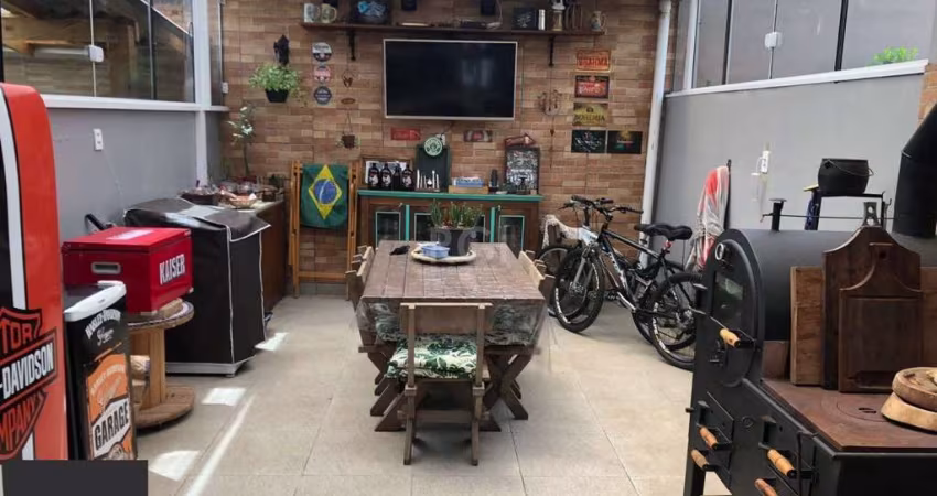 Casa com 3 dormitórios 2 suítes, área gourmet, vaga de estacionamento,  Guarujá,