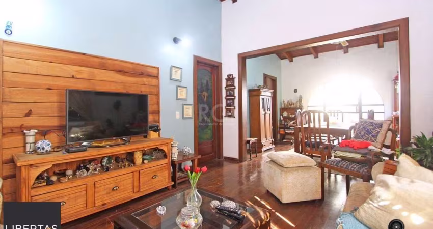 Casa para Venda - 249.54m², 4 dormitórios, sendo 1 suites, 5 vagas - Ipanema