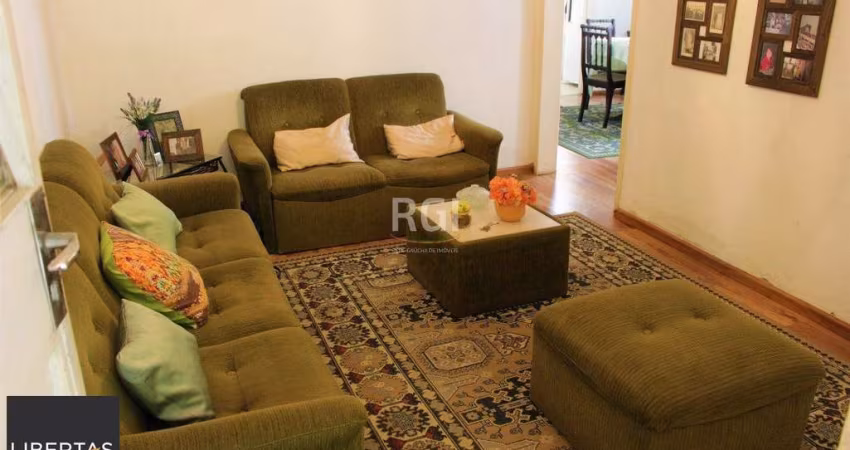 Casa para Venda - 208m², 3 dormitórios, 1 vaga - Partenon