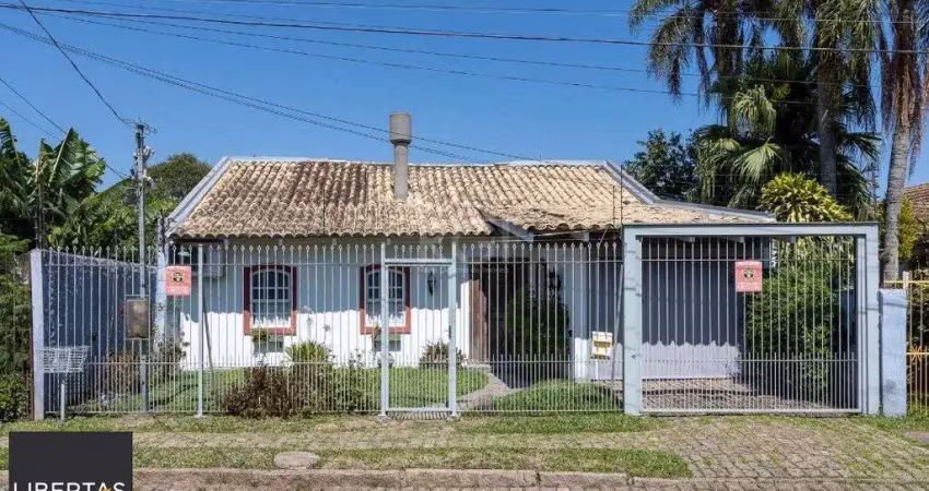 Casa para venda - 244m², 3 dormitórios, sendo 1 suites, 2 vagas - guarujá