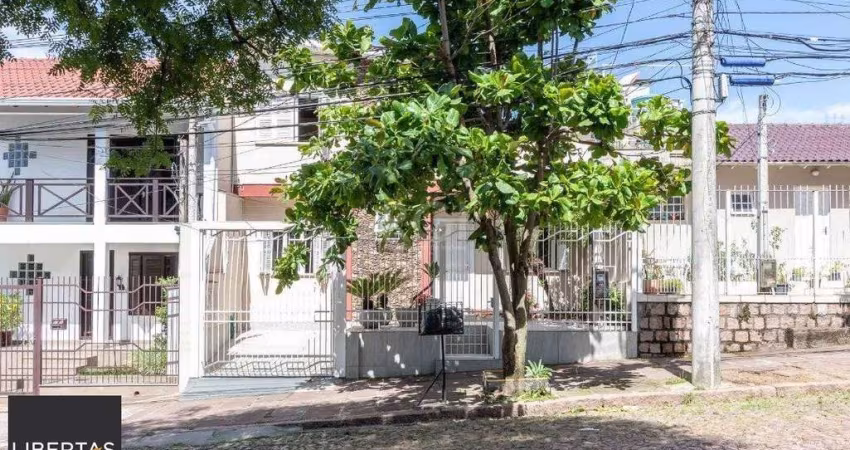 Sobrado para Venda - 150m², 3 dormitórios, sendo 1 suites, 1 vaga - Morro Santan