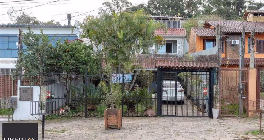 Casa para Venda com 3 dormitórios, sendo 1 suites e 4 vagas no bairro Ipanema