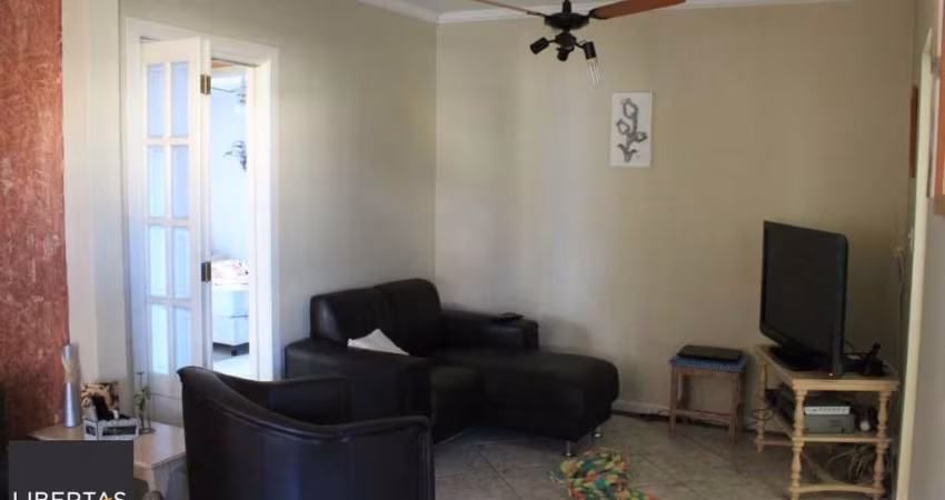 Casa para Venda - 120m², 3 dormitórios, sendo 1 suites, 1 vaga - Vila Nova