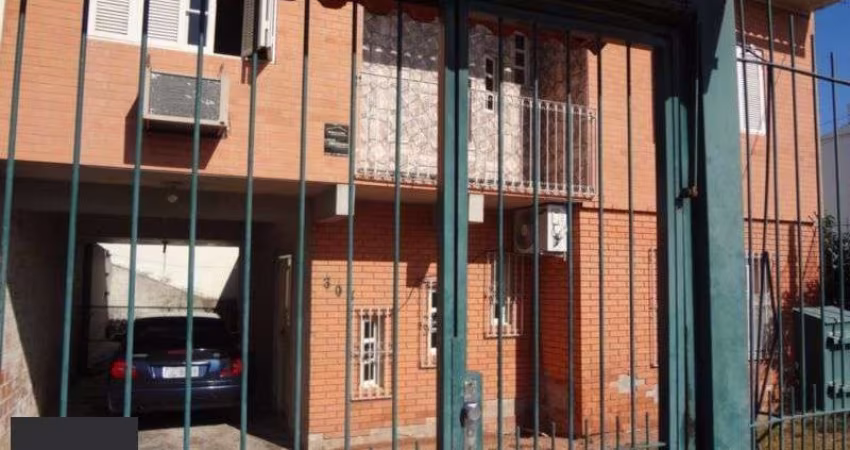 Casa para Venda - 170m², 3 dormitórios, sendo 1 suites, Camaquã