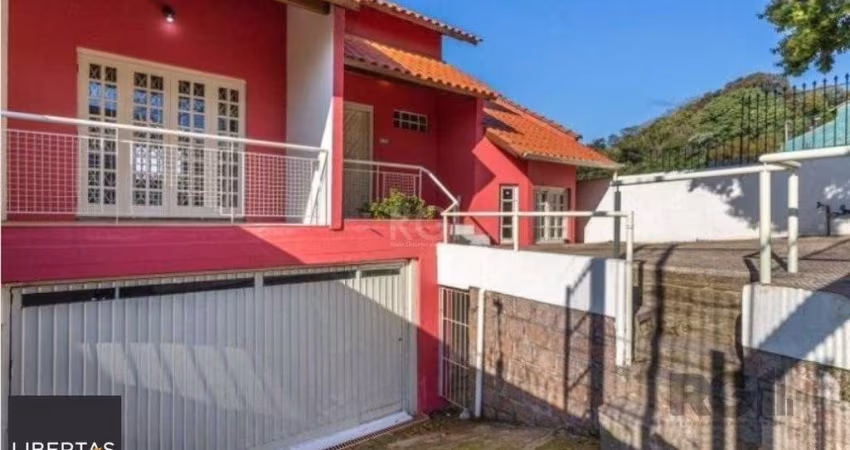 Casa 3 dormitórios à venda Tristeza Porto Alegre/RS