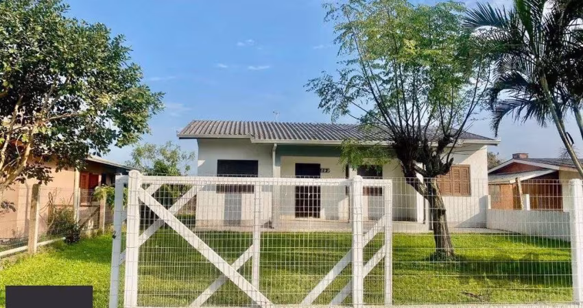 Casa 4 dormitórios à venda Arroio Teixeira Capão da Canoa/RS