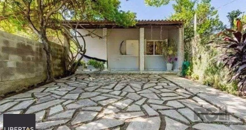 Casa 2 dormitórios à venda Tristeza Porto Alegre/RS