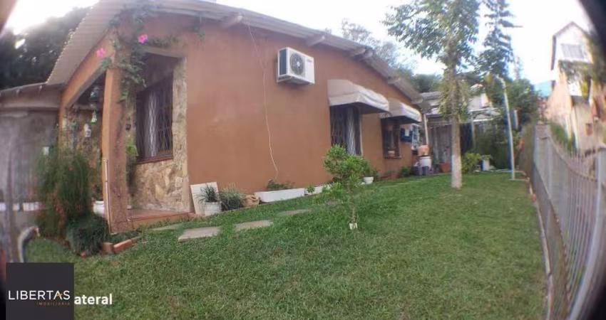 Ótima casa 3 dormitórios sendo 1 suíte e Salão de Festas