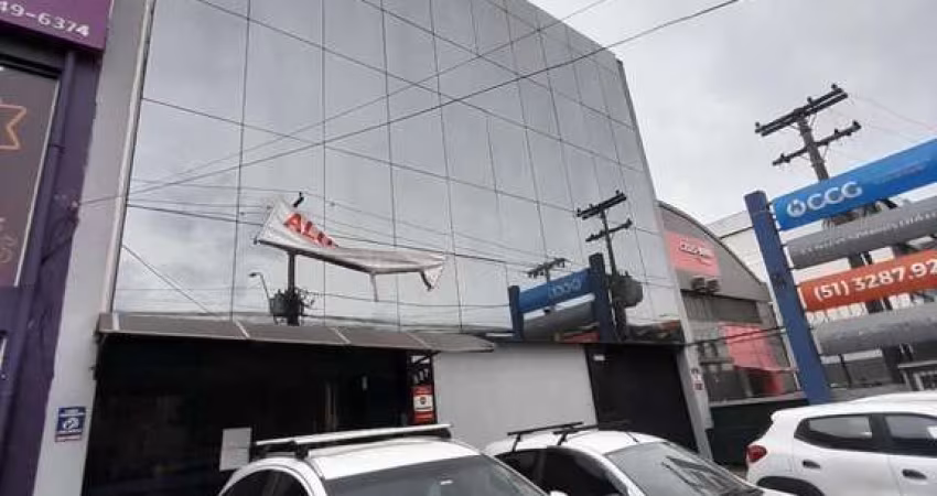 Prédio Comercial no bairro Navegantes, com 1.200m², 20 vagas.