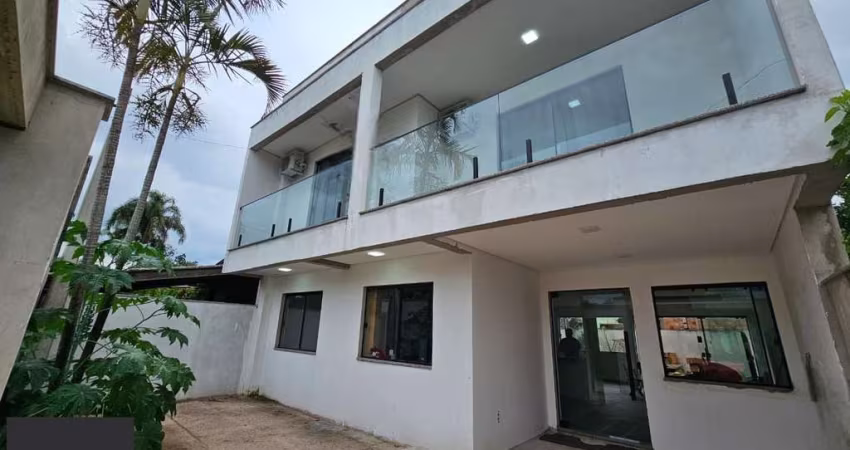 Casa no bairro Restinga 3 dormitórios | 1 suíte