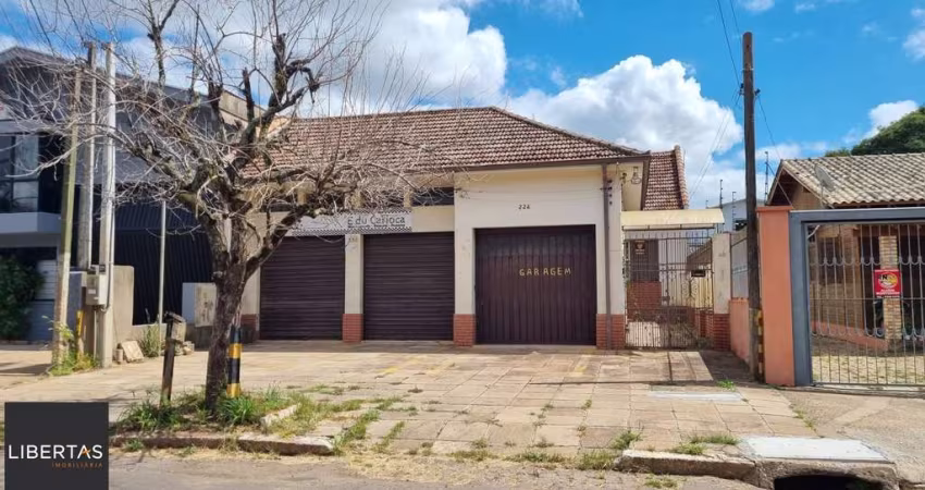 Casa com loja na frente a venda no Bairro Anchieta