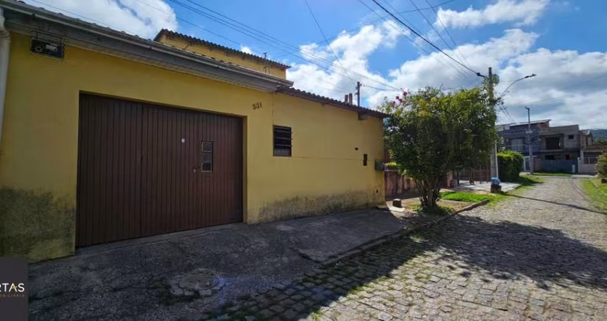 Casa no bairro Restinga - 3 dormitórios