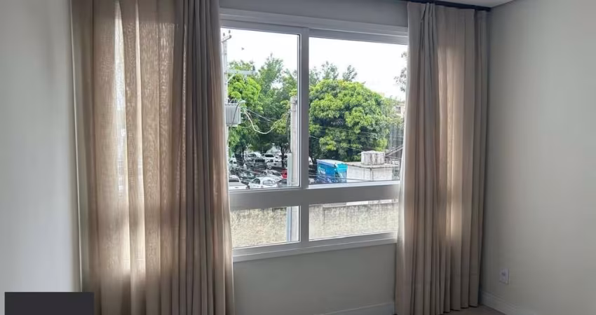 Apartamento 3 dormitórios para alugar Vila Ipiranga Porto Alegre/RS