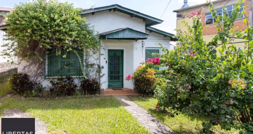 Casa para Venda - 300m², 3 dormitórios, Medianeira