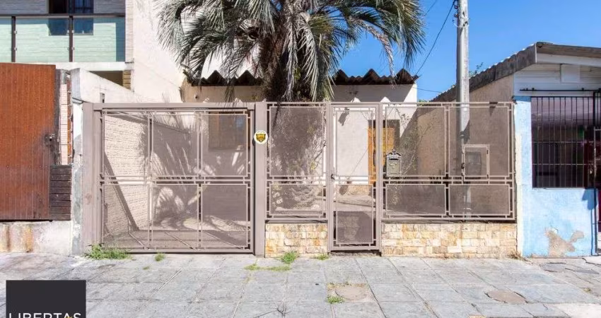 Casa residencial mobiliada com 129m² no bairro Tristeza.