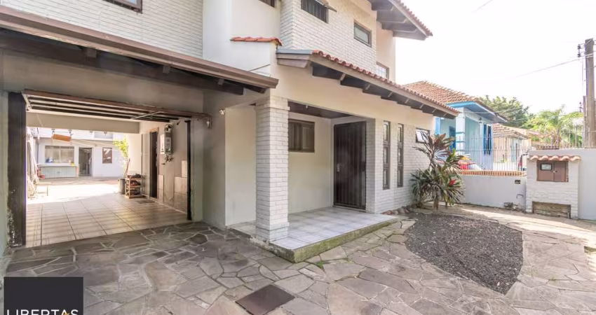 Casa 02 pavimentos com 00 garagem, no bairro Vila |Ipiranga, em Porto Alegre/RS