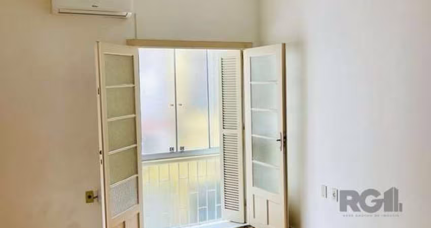 Apartamento 2 dormitórios para alugar Cidade Baixa Porto Alegre/RS